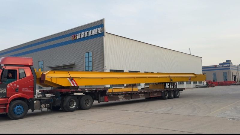 電動(dòng)葫蘆橋式起重機(jī) LH10t-27.95m 電動(dòng)單梁起重機(jī) LD5t—23.3m 制作完成，發(fā)往浙江省金華市交付客戶使用
