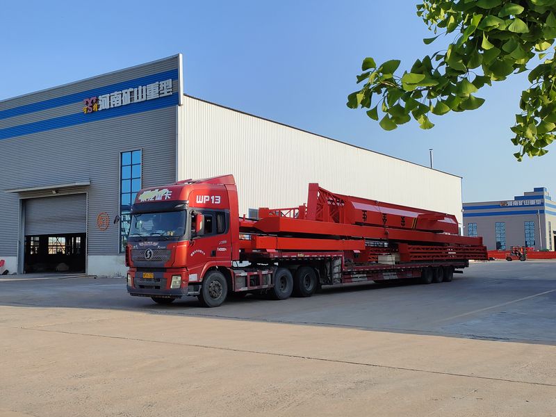 電動(dòng)葫蘆門(mén)式起重機(jī) 2臺(tái) MHxh10t—25m 外懸5/5m MHxh5t—23m 外懸4.5/4.5m 制作完成，發(fā)往青海交付客戶使用